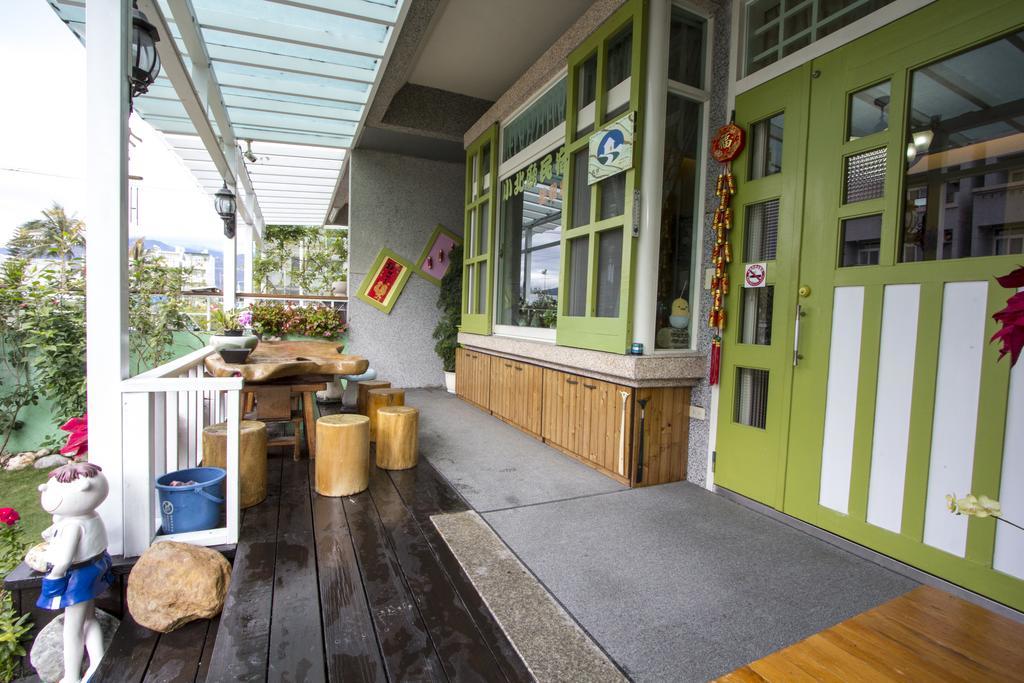 Vicking Guesthouse T'ai-tung Exterior foto